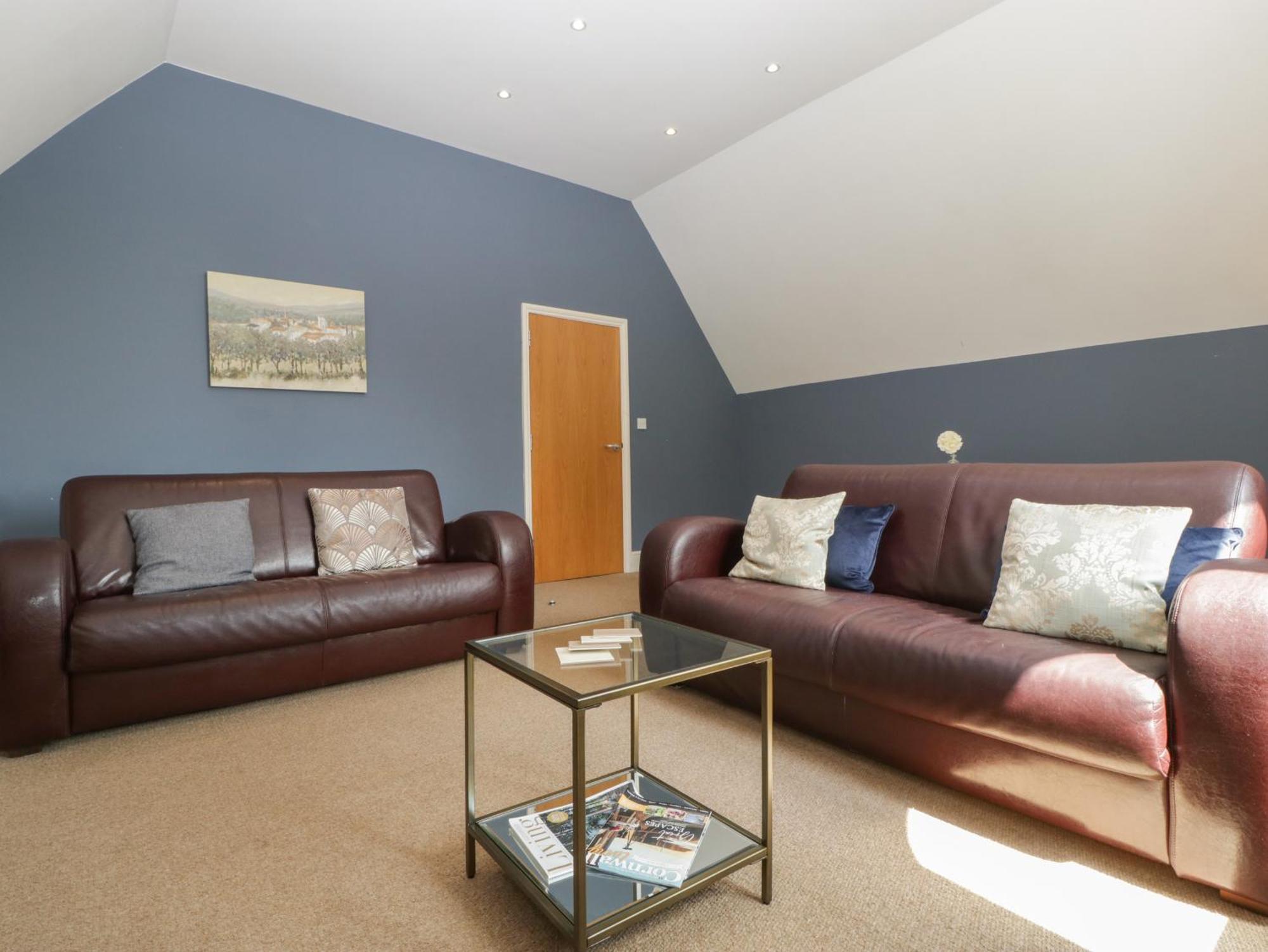 Amazing View Apartment Malvern Wells ภายนอก รูปภาพ